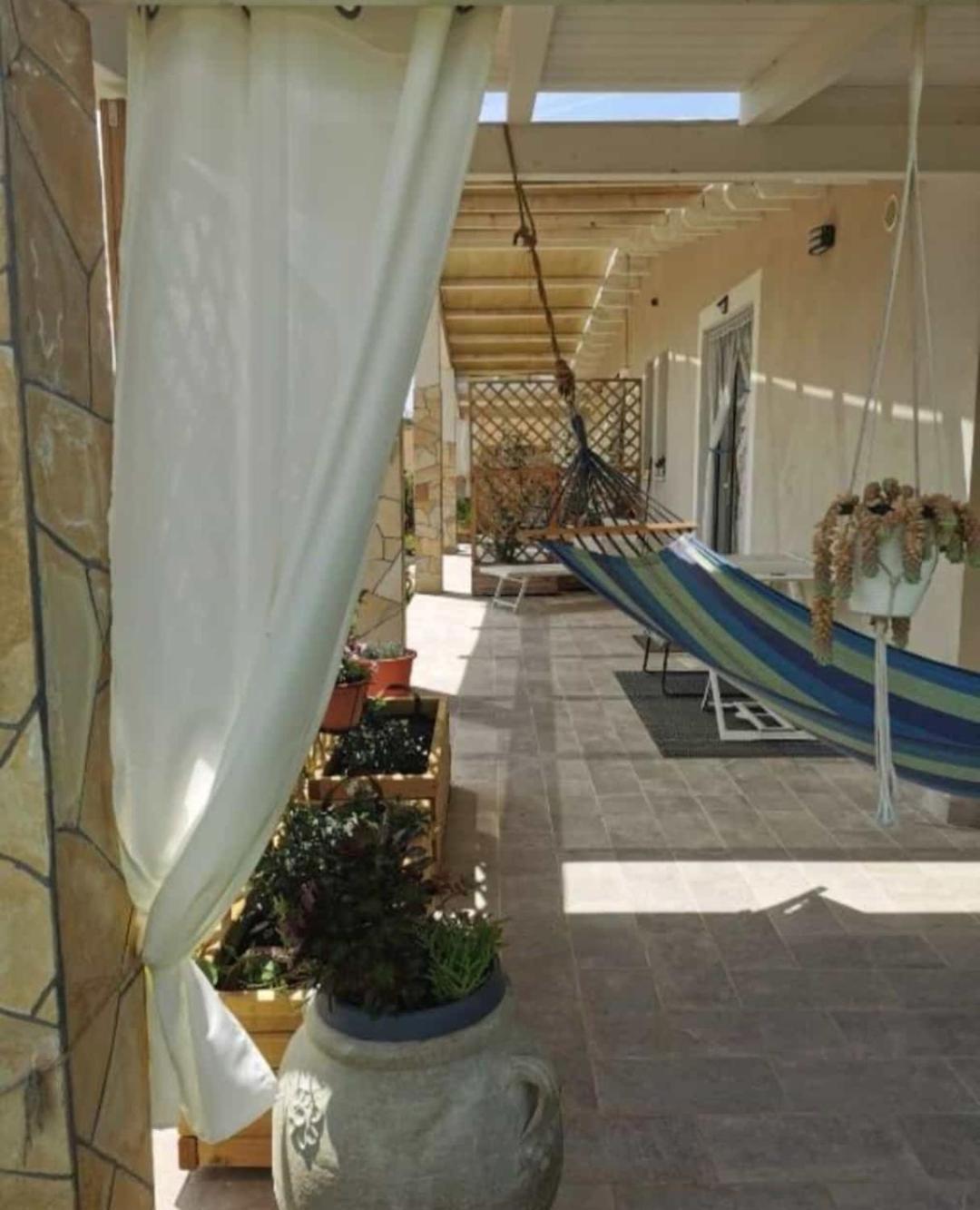 Casa Cocco Appartement Sant Isidoro  Buitenkant foto